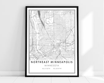 Puede incluir: Impresión de mapa de arte de línea en blanco y negro de Northeast Minneapolis, Minnesota. El mapa muestra las calles y vías fluviales de la ciudad. El texto "Northeast Minneapolis, Minnesota, 45.0132°N, 93.2474°W" está impreso en la parte inferior del mapa.