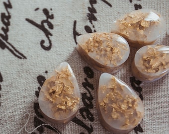 "white & gold" drop plugs - white stone effect with gold leaf