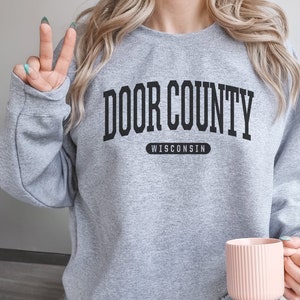 Door County Sudadera / Soft Cozy Door County Wisconsin Sudadera Crewneck Sweater Vintage College University Souvenir Gifts WI USA Merch