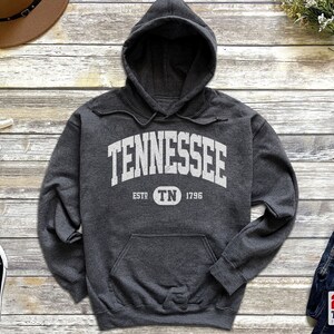 Tennessee Hoodie | Tennessee  Sweatshirt Hooded Sweater | Retro Vintage State College University Style TN Gift Shirt Native Art Print