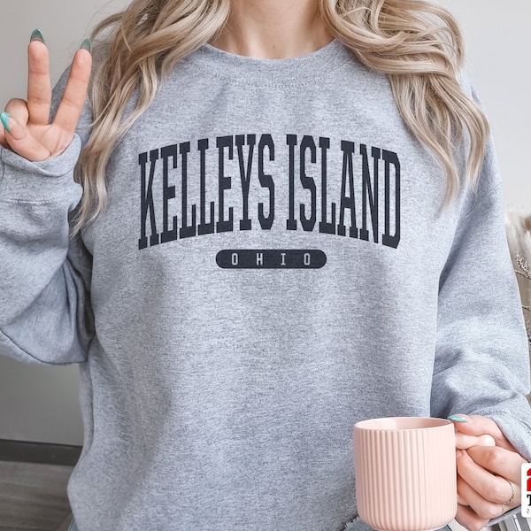 Kelleys Island Sweatshirt | Soft Cozy Kelleys Island Ohio Sweatshirt Crewneck Sweater Vintage College University Souvenir Gifts OH USA Merch