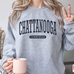 Chattanooga Sweatshirt | Soft Cozy Chattanooga Tennessee Sweatshirt Crewneck Sweater Vintage College University Souvenir Gifts TN USA