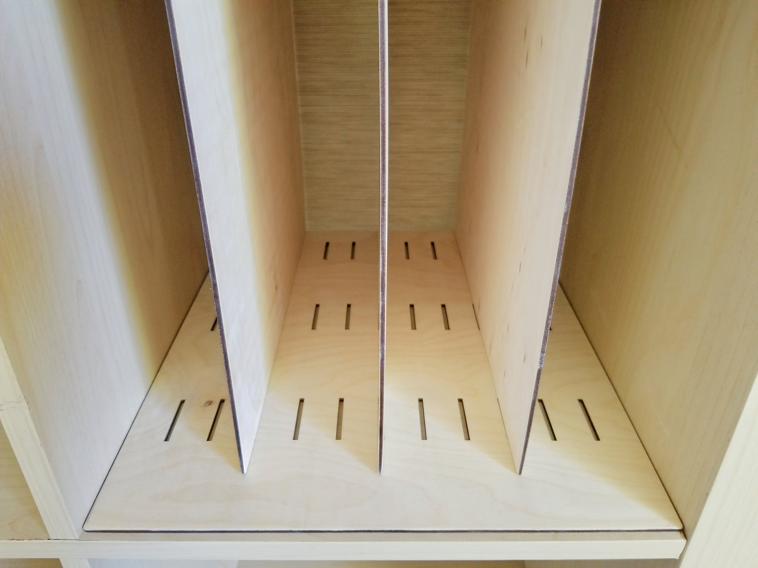 3段縦型棚板インサート - キューブ型棚（IKEA Kallax、Targetなど）用