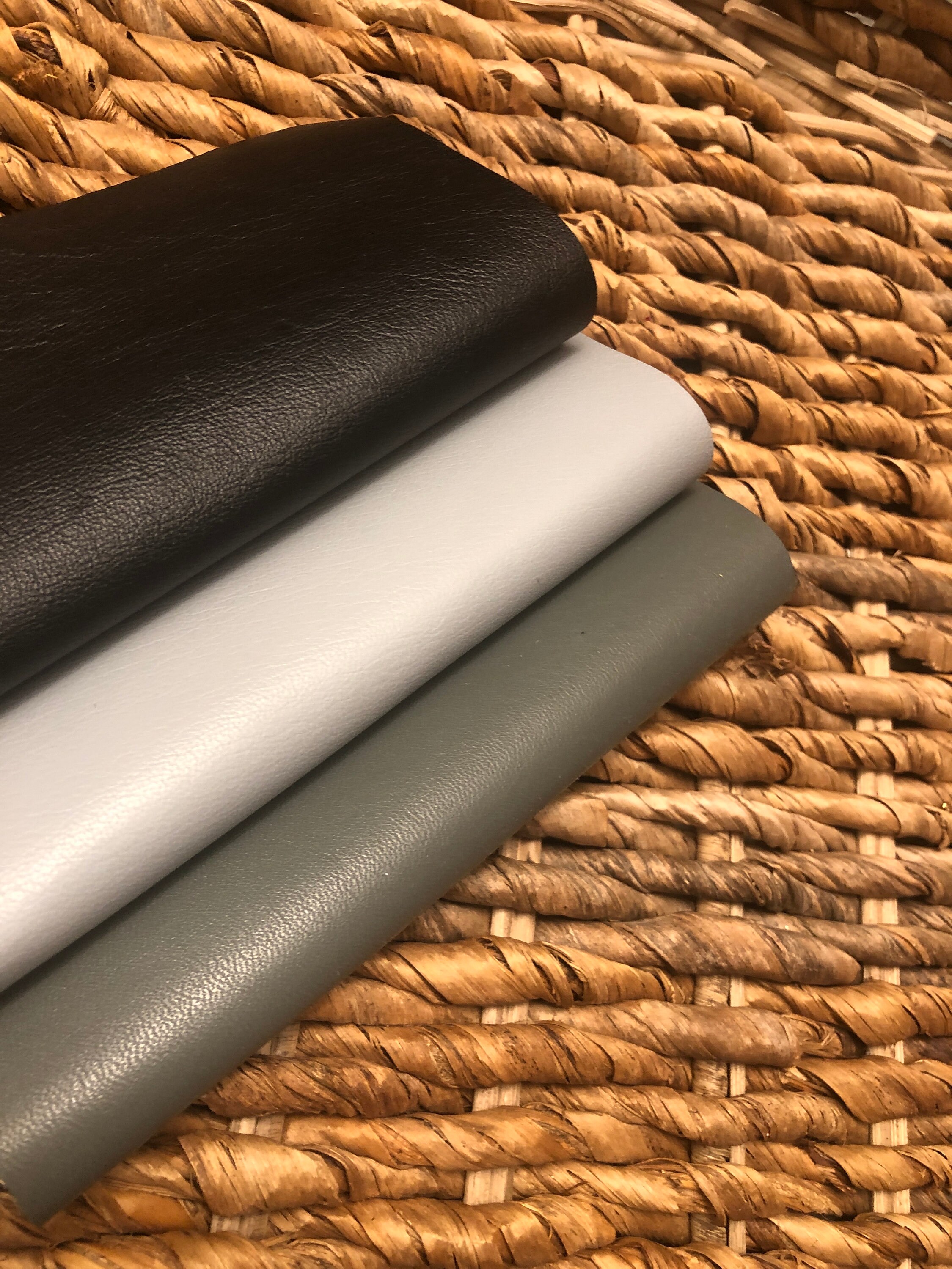 LEATHER SKINS, Real Leather Hides, GREY Leather/ Dove Grey Lambskin Leather, Medium Grey Leather Sheets/ Thickness 0.5-0.8mm