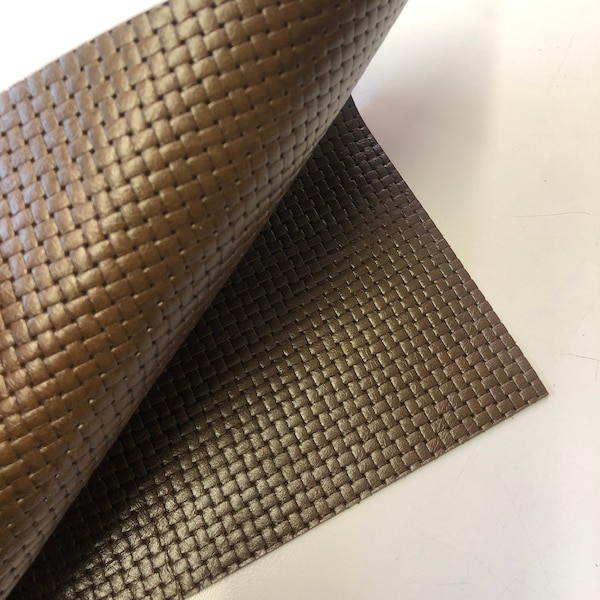 LEATHER Brown basketweave leather, soft leather, thickness 2.5 oz, Small Basket weave real leather for bags, shoes, interiors