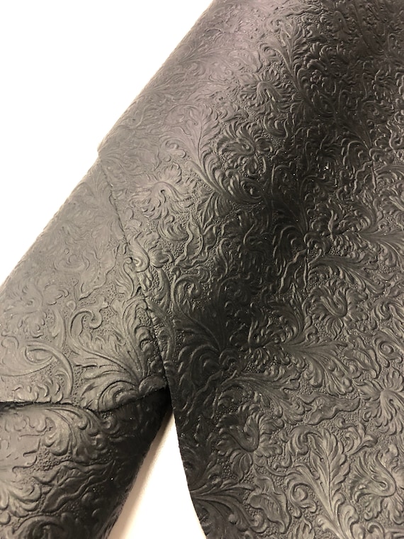 LEATHER 8