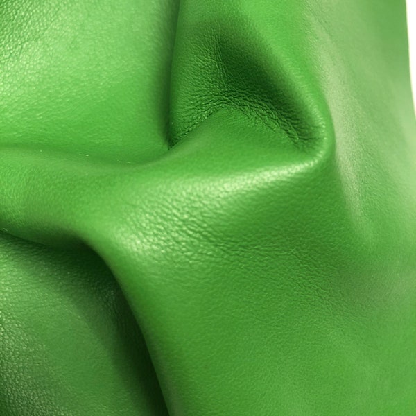 APPLE GREEN SUPERB leather, choose your size, top quality leather, 0.6-0.9mm thickness, lightweight butter soft leather, M7001apple green