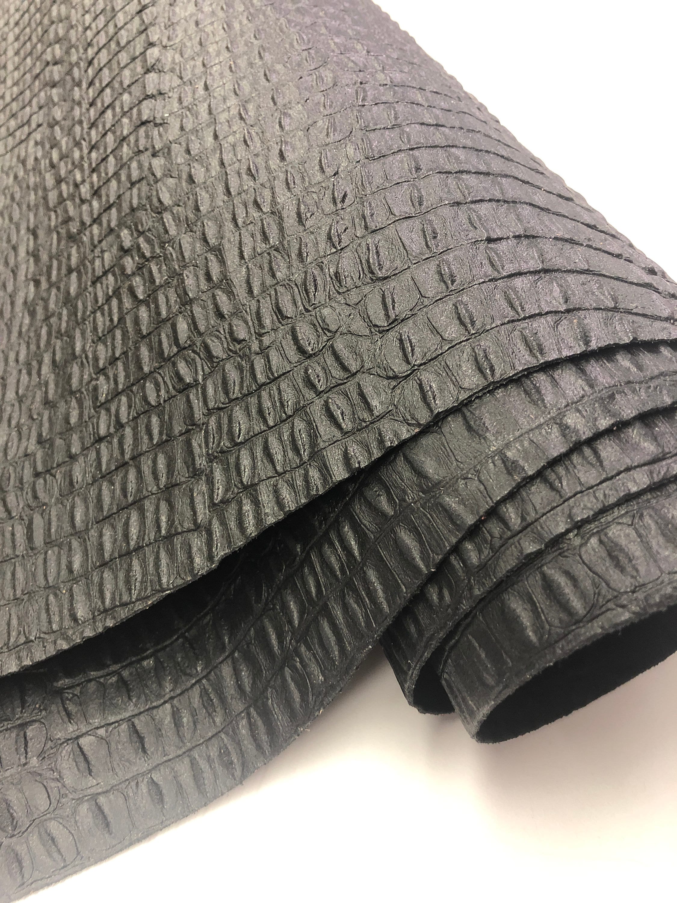 CROCODILE Leather/cowhide LEATHER Black Embossed Hornback