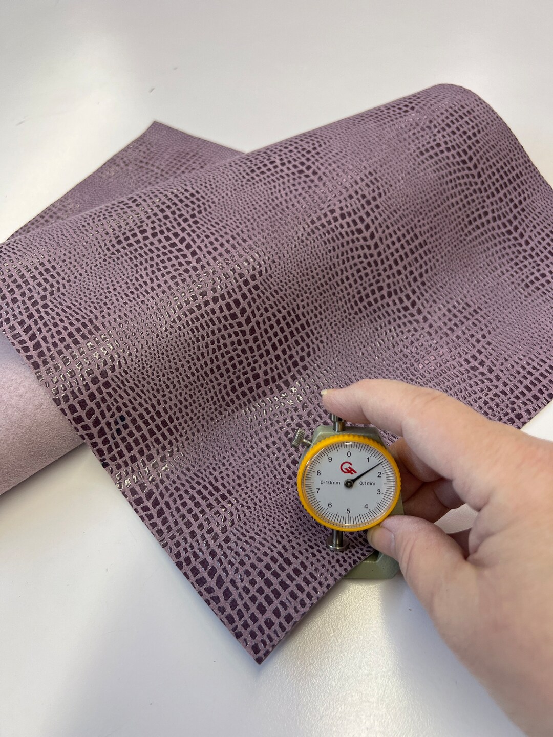 SMALL SOLSTICE 30 IN SNAKE PATTERN CALFSKIN