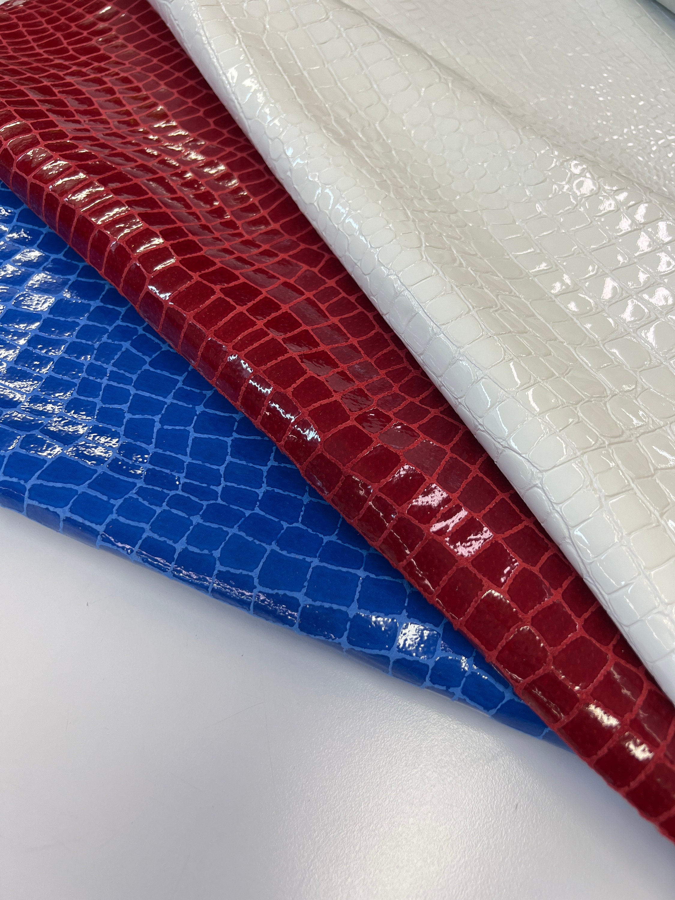  Synthetic Leather Crocodile Pattern Fabric 1.1mm