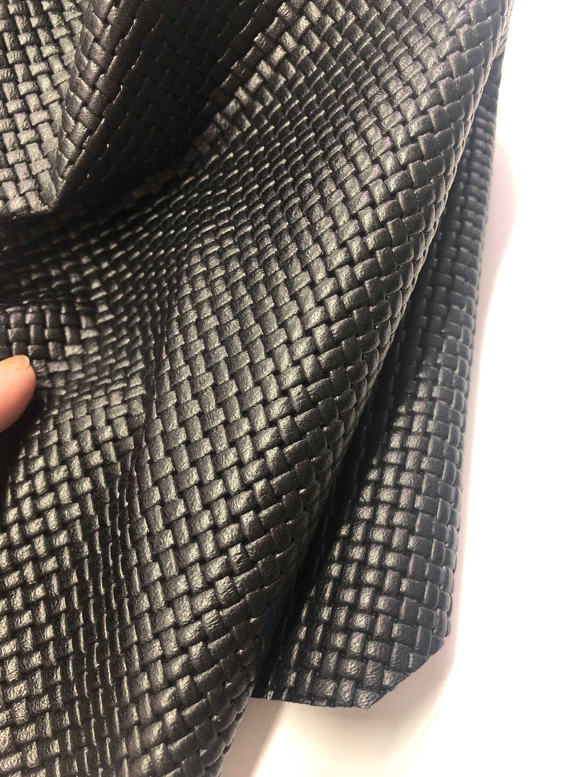 STRACAM QUALITY SHOES, BLACK BASKET WEAVED LEATHER Willa Modern Woven Black Leather Decorative Storage Basket  main image 4