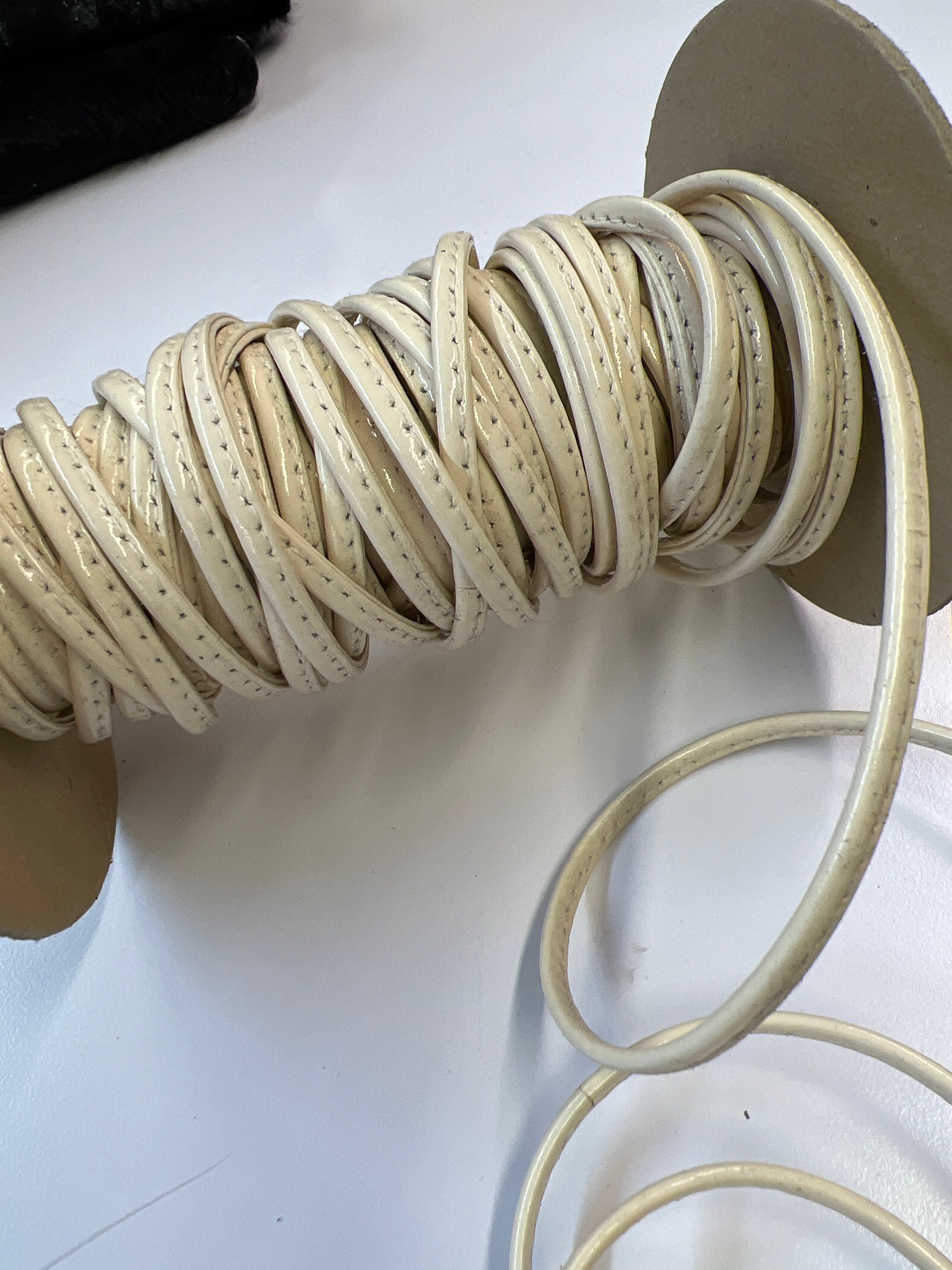 3/16 Leather Drawstring, Cream Patent Cord-drawstring Lace-leather Drawstring  Replacement Straps 