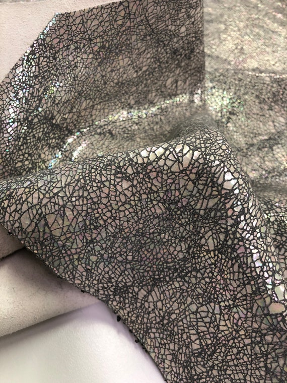 SHINY CRACKLED CALFSKIN 10