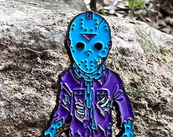 Pin de esmalte de terror de Stalker In My Pocket Camp Carver VII
