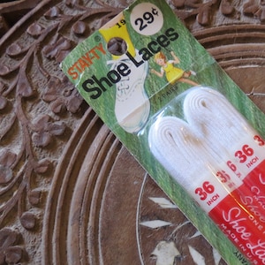 Vintage NOS Stay-Ty Schnürsenkel NIP circa 1960er 2 Paar Weiße Sneaker Tennis 36&quot; Rhode Island Textile Company