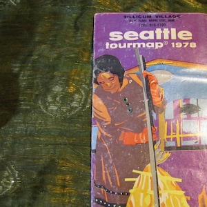 Vintage Seattle Tourist &quot;Tourmap&quot; Road & Street Map 1978 Souvenir and Travel Guide Wonderfully Shabby Chic Vintage Condition