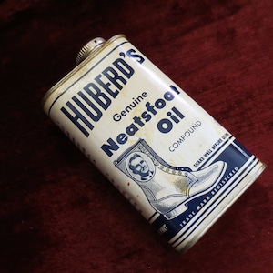 Vintage Huberd&#39;s Genuine Neatsfoot Oil Tin circa 1940s-1950s Some Product Inside