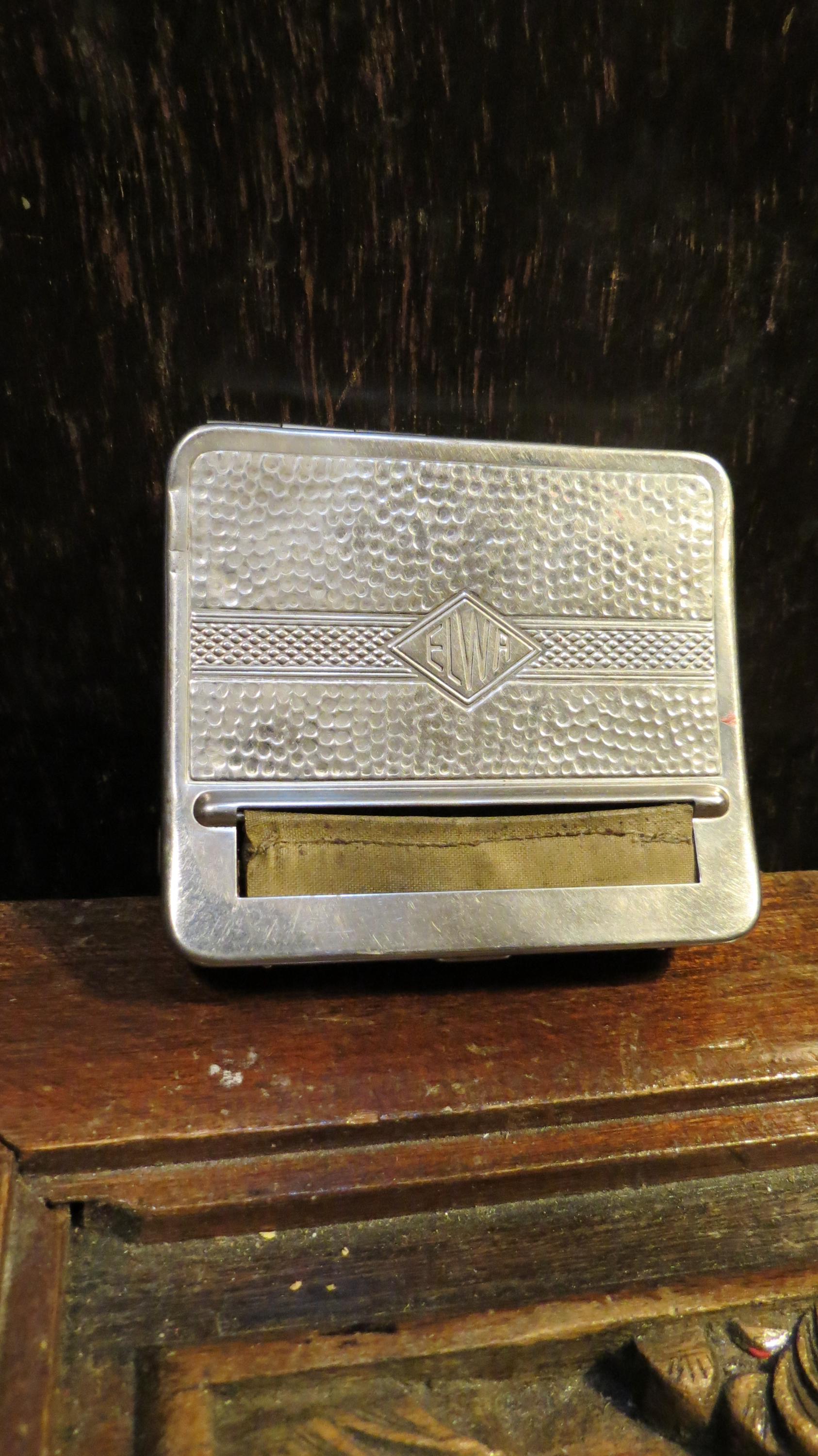 cigarette bin wall mounted Lockable Smokers Outpost Wall Mount Outdoor Ashtray 711201 (2 Colors)