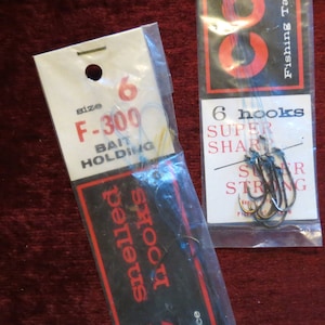 Vintage Compac Snelled Fishing Hooks 10 total - 1 NOS sealed and 1 open circa 1970s Size 6