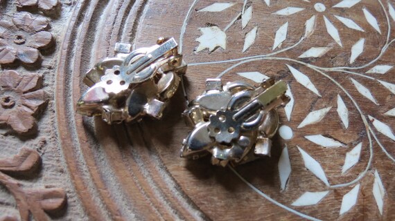 Vintage Pair Hinge Earrings Midcentury Rhinestone… - image 3
