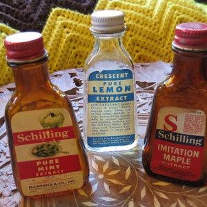 Vintage Set Three (3) Extract Glass Bottles - Schilling (2) - Crescent (1) Mid-Century Imitation Maple - Pure Mint - Lemon - Brown - Clear