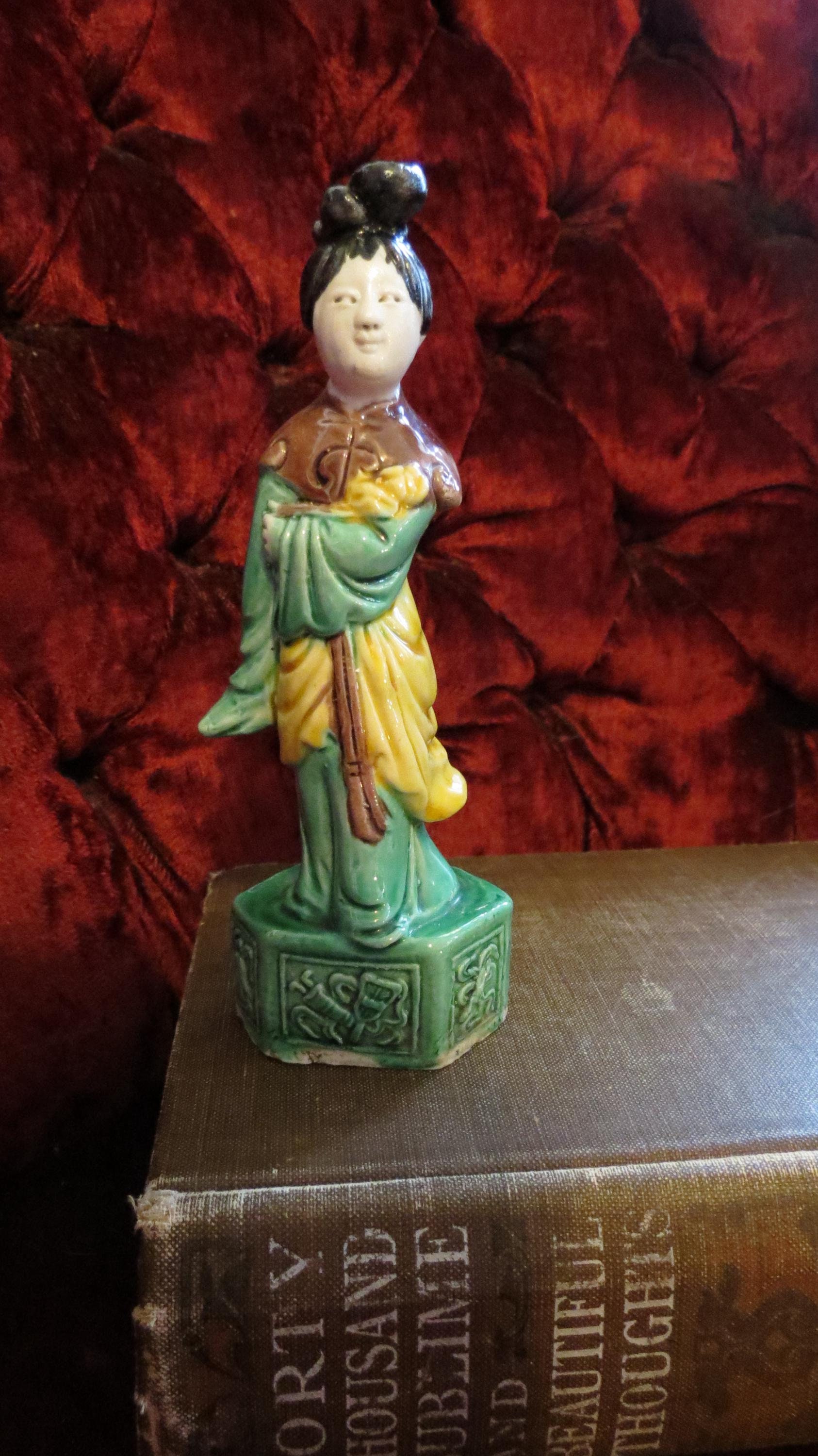 アンティーク ファミーユ・ヴェール 中国磁器 置物 女性 陶器 1900年代