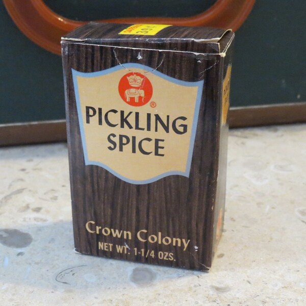 Vintage Crown Colony Spice Box Pickling Safeway Open Cardboard circa 1970s w Original Product