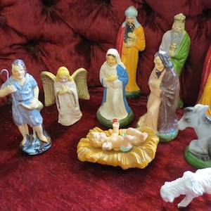 Vintage 11 Piece Chalkware Nativity Made in Japan circa Midcentury Hand-painted *Rare* See Description