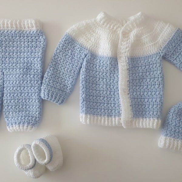 ensemble complet pour bébé(cardigan, pantalon, bonnet, chaussons),  en merino, de la taille naissance à 2 ans, couleur au choix,  fait main