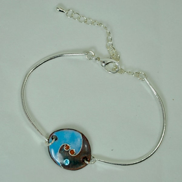 Bracelet en émaux cloisonné couleur turquoise le tour de poignet en métal argenté