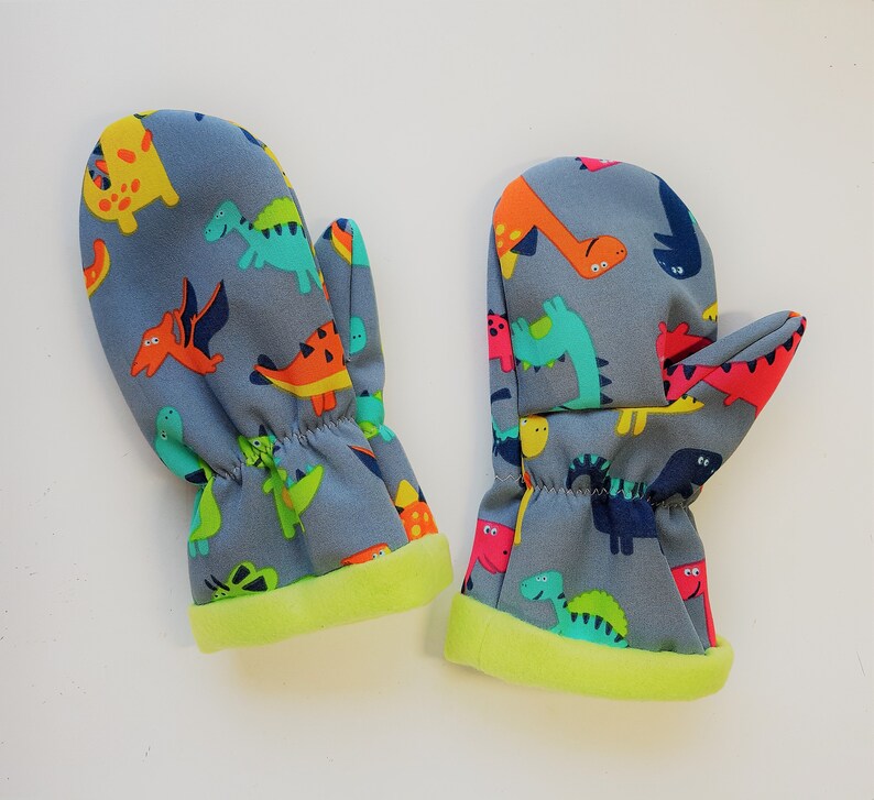 Sewing Pattern & Tutorial of Children's Mittens PDF Size 246Y for Beginners Mittens With