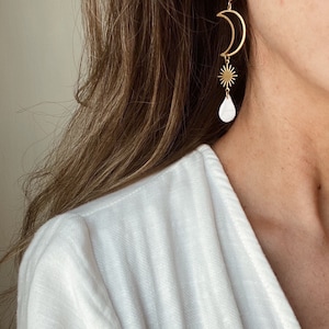 Celestial Earrings Dangle / Moon and Star Dangle Brass Earrings / Celestial earrings gold / Sun and Moon Earrings / celestial earrings / sun