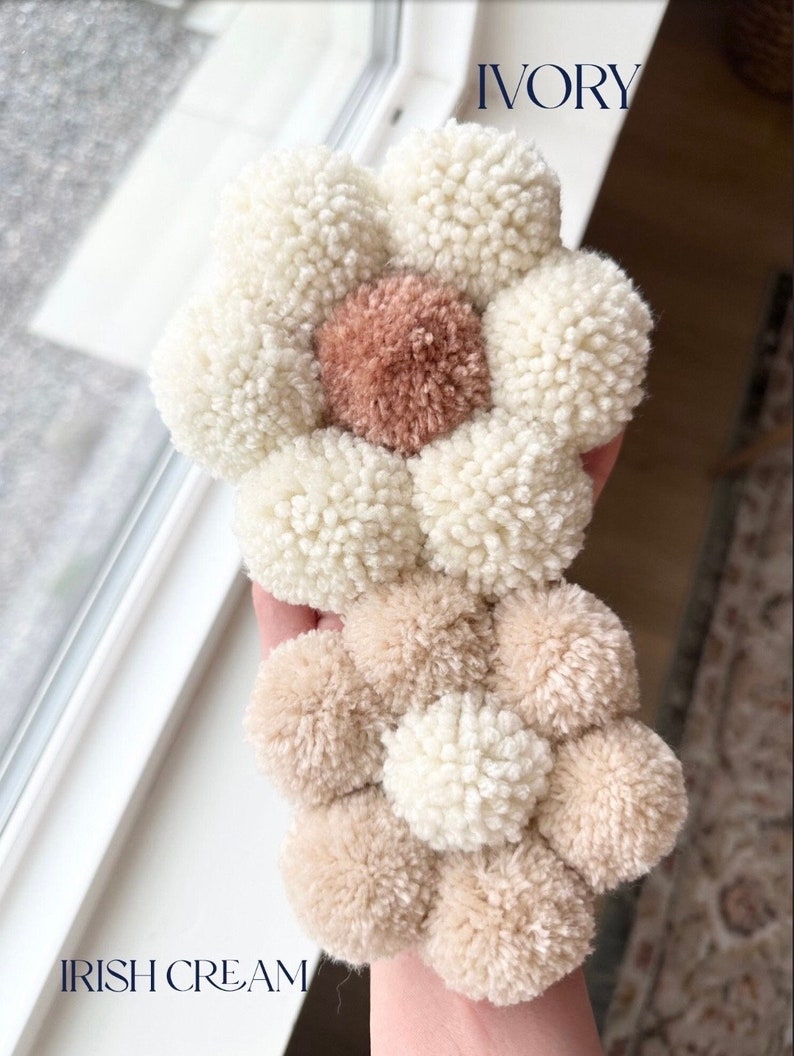 Boho Pom Pom Daisy Trio / Boho Daisy Decor / Set of Three Flower Daisy Wall Art / Flower Decor Birthday / Pink Flower Decor /Boho Girls Room image 8