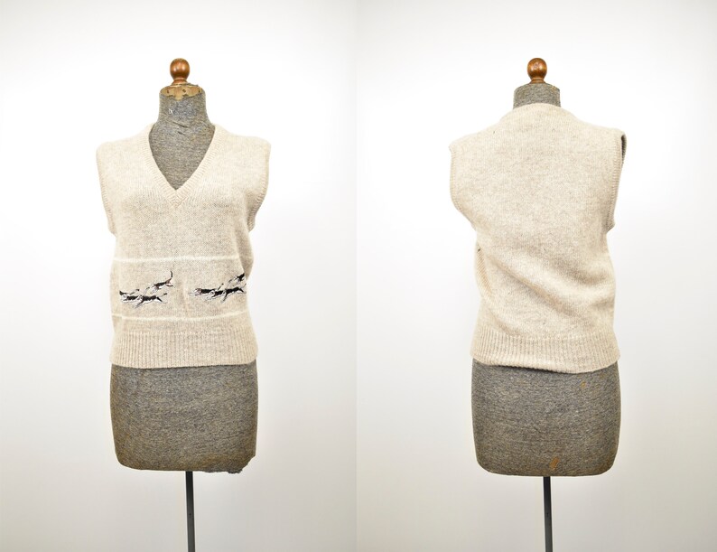 1980s Cream Tan Beige Knit Wool Pull Over Hound Dog Sweater Vest Hunting English Riding Equestrian Classic Preppy Woman/'s SmallMedium