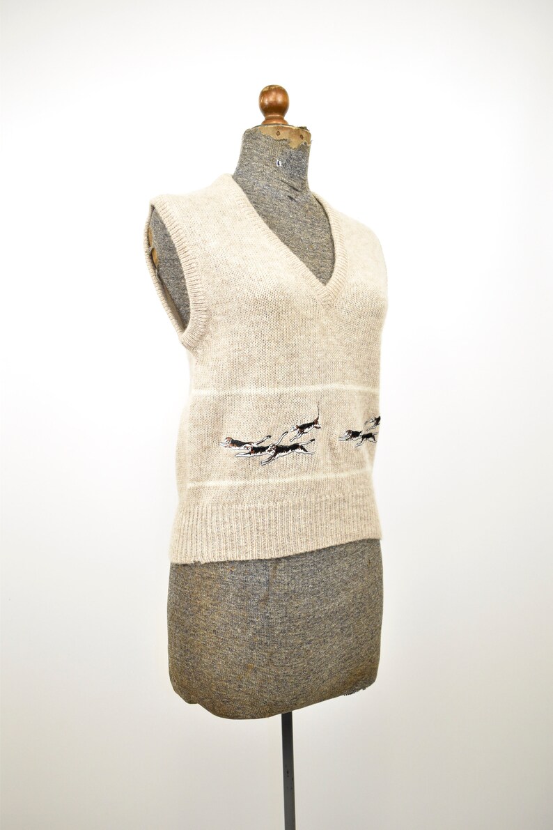 1980s Cream Tan Beige Knit Wool Pull Over Hound Dog Sweater Vest Hunting English Riding Equestrian Classic Preppy Woman/'s SmallMedium