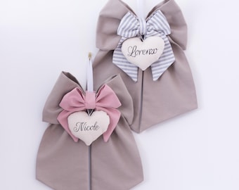 Baby girl and boy birth ribbon with a customizable name and heart pendant. Pure cotton.