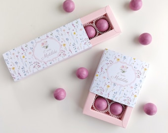 Tasting box for round sugared almonds or sweets (not included), for baby girl births or baptisms. High-resolution digital printing.