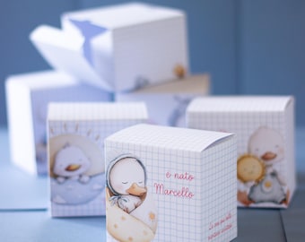 A box for confetti (not included) or a small item for a duck-themed baby shower or baptism. Free favors for guests.