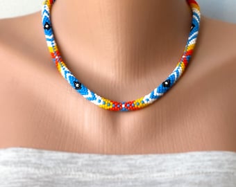 Native geïnspireerde gehaakte ketting met kralen: etnische choker, tribale rocaillesieraden