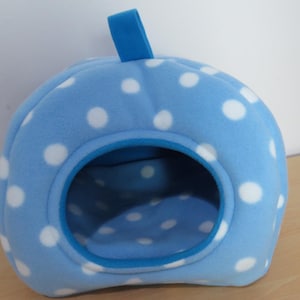 10&quot; Cosy fleece Guinea pig bed, hide cave pod house