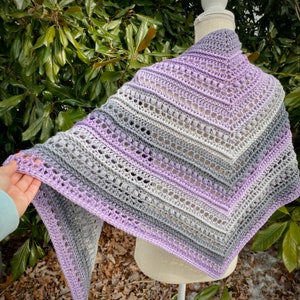 Crochet Pattern Riverside Shawl, Crochet Shawl Pattern, Beginner Friendly Crochet, Easy Shawl Pattern, Crochet Scarf Pattern image 2