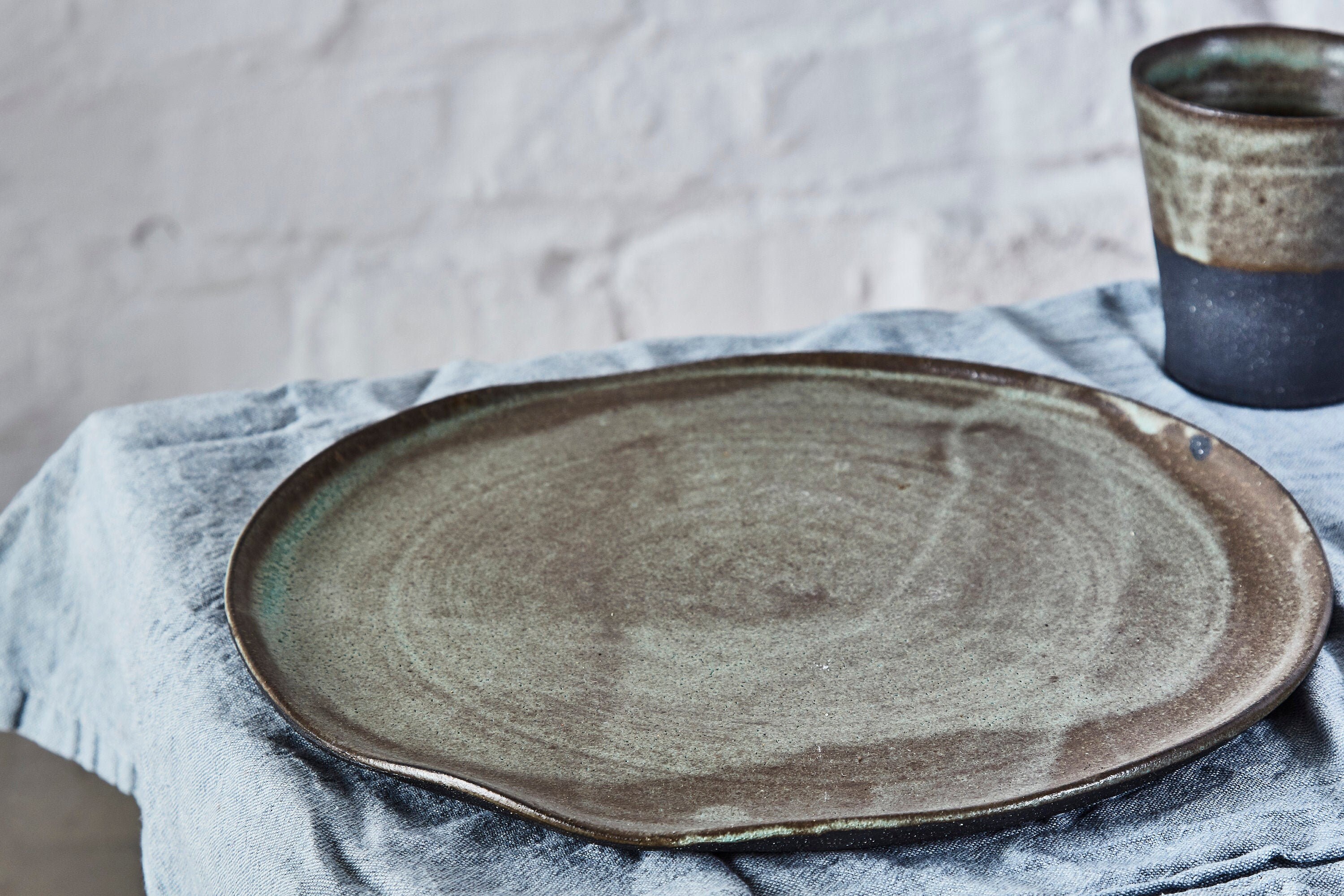 Grand Essain/Fabriqué à La Main Assiette Noir Turkis