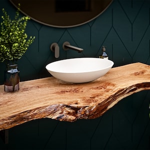 Encimera de tocador de roble rosa de una sola pieza con borde de árbol, encimera rústica de madera maciza, encimera de tocador para mesa de centro con borde natural, tronco de árbol