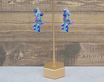 Alien Stitch Inspired beaded Earrings, Aluani / Disney / Disney Parks / Dangle Earrings / Lilo and Stitch / Hawaii