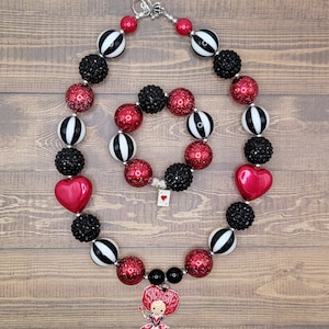 The Queen of  Hearts Inspired Children&#39;s Chunky Bubblegum Bead Necklace Bracelet Set / Alice In Wonderland / Valentine&#39;s Day / Disney
