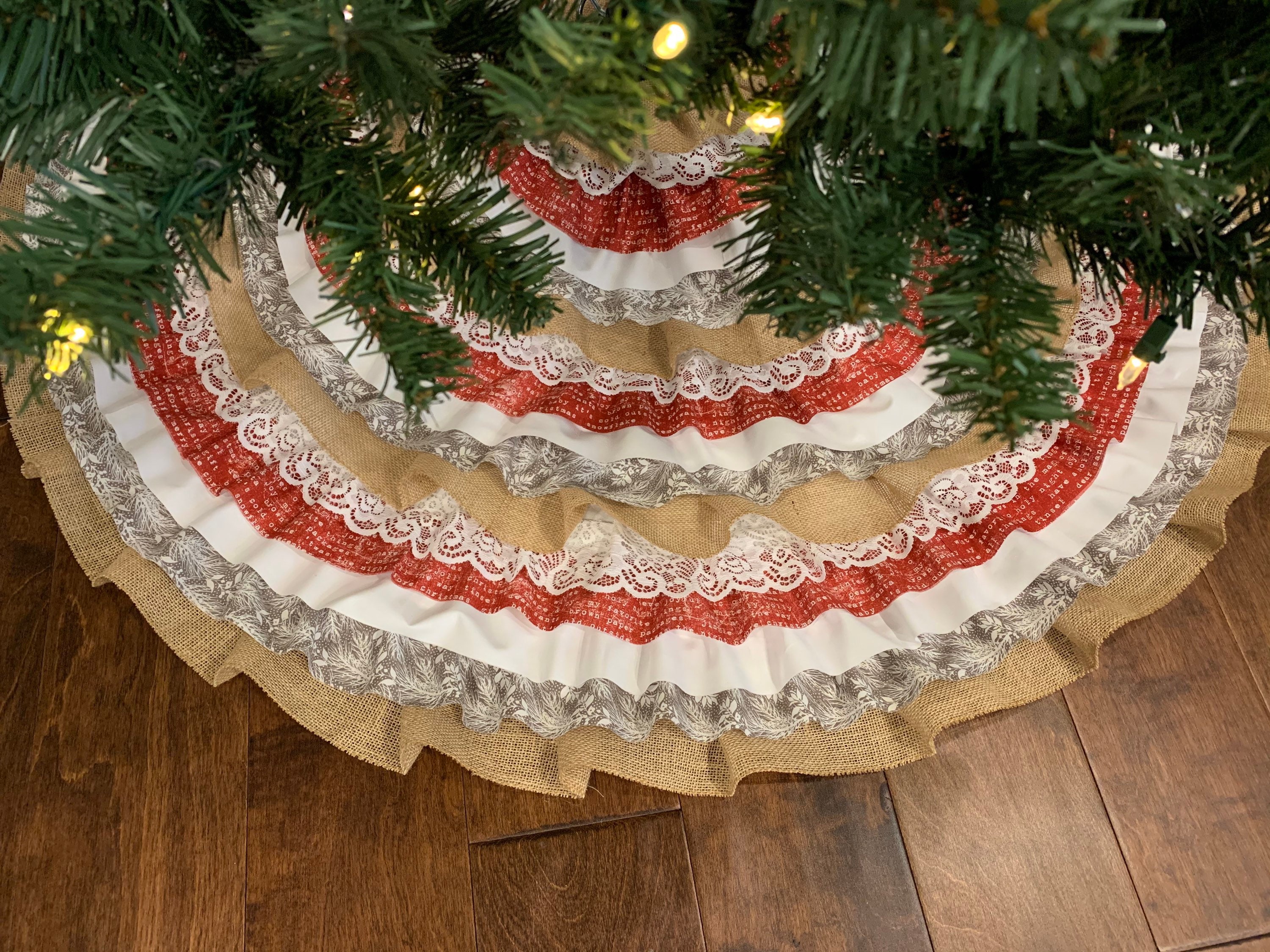 Lace Christmas Tree Skirt 