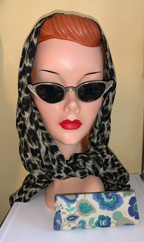 Vintage Eyeglass Case - Fabric Covering - Hard Sided … - Gem