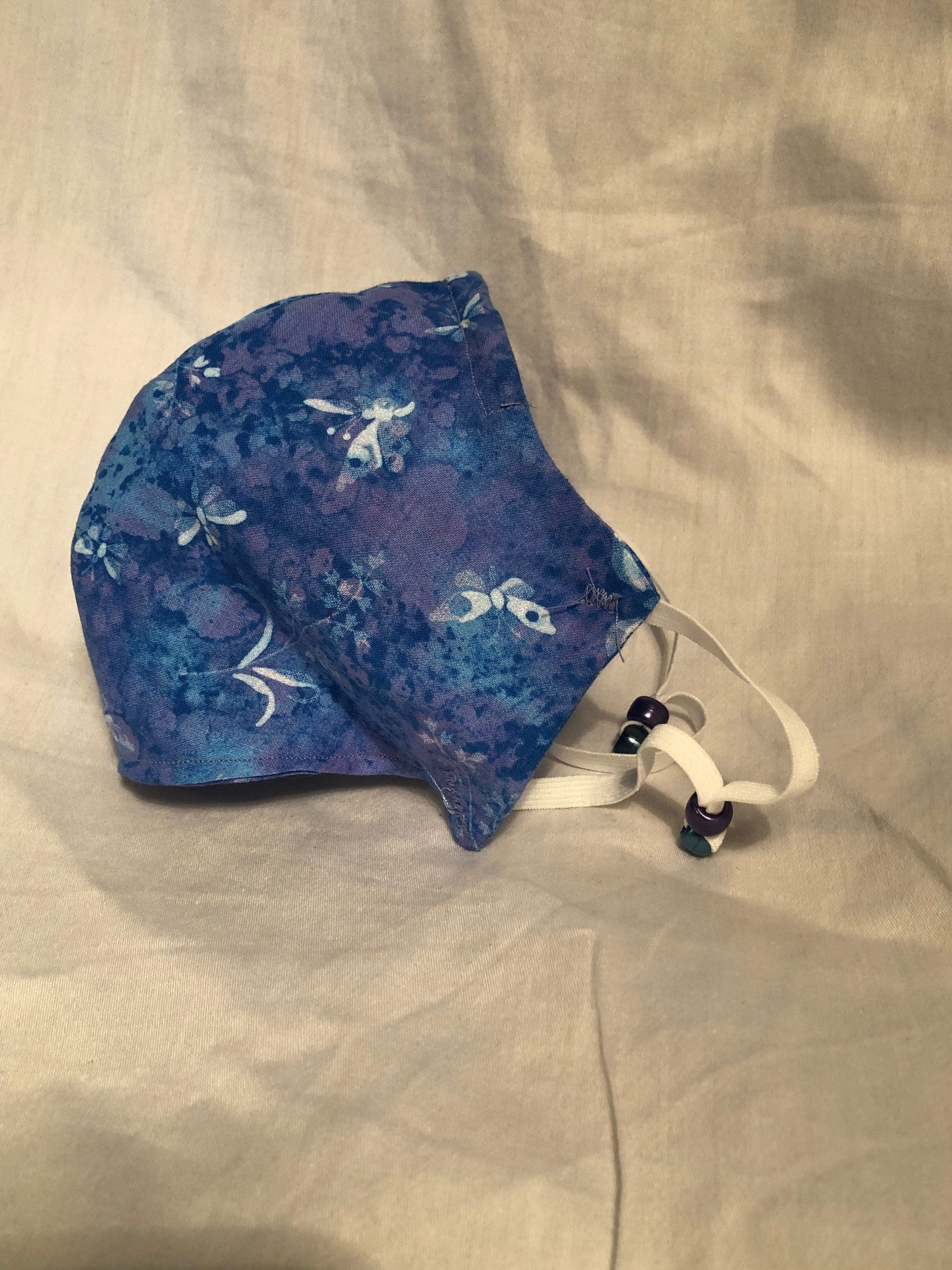 Fitted face mask with adjustable straps Etsy