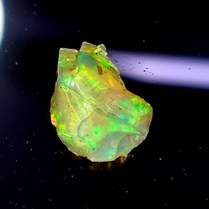 ROUGH, OIL Rough Specimen Grade Ethiopian Opal Rough, 11x7 MM Raw Welo Oiled Opal, Ethiopian Opal Rough with Sparkling Play of Colors.