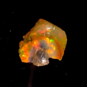 ROUGH, OIL Rough Specimen Grade Ethiopian Opal Rough, 15x12 MM Raw Welo Oiled Opal, Ethiopian Opal Rough with Sparkling Play of Colors.
